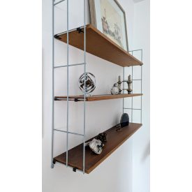 Vintage kisméretű polc szürke fém tartókkal